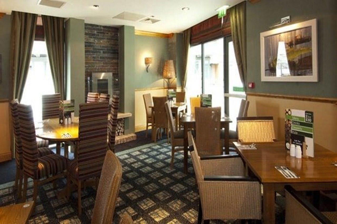 Premier Inn グレンロセス エクステリア 写真